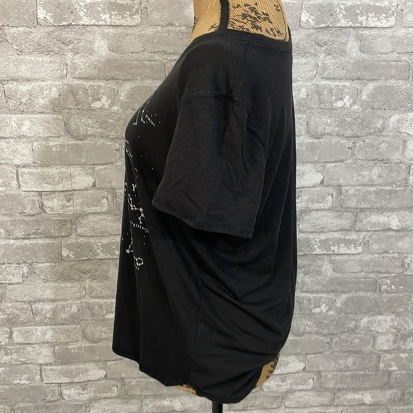 Maurices Astrology Stars Black Graphic Tee - Picture 3 of 6
